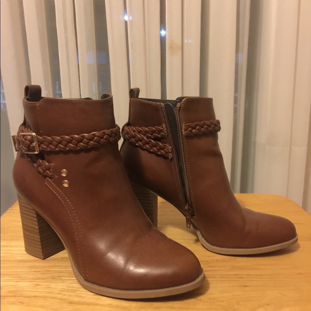 American Eagle Boots